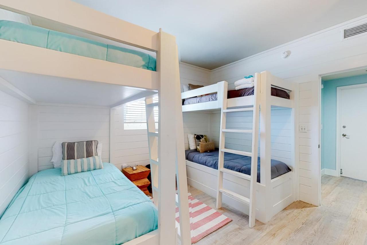 Sterling Breeze 707-b Apartment